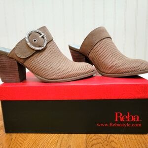 Reba Kaelyn women's shoes size 7.5 tan